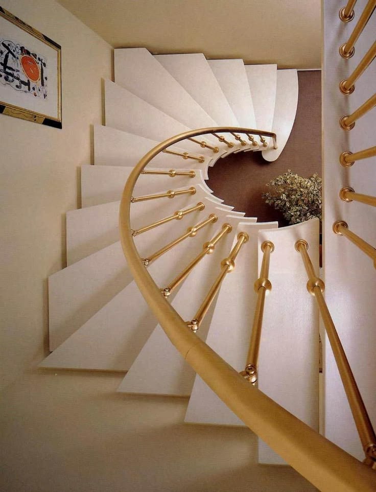 Elegant Solutions: Enhancing Your Mesa Home with Outdoor Spiral Staircases